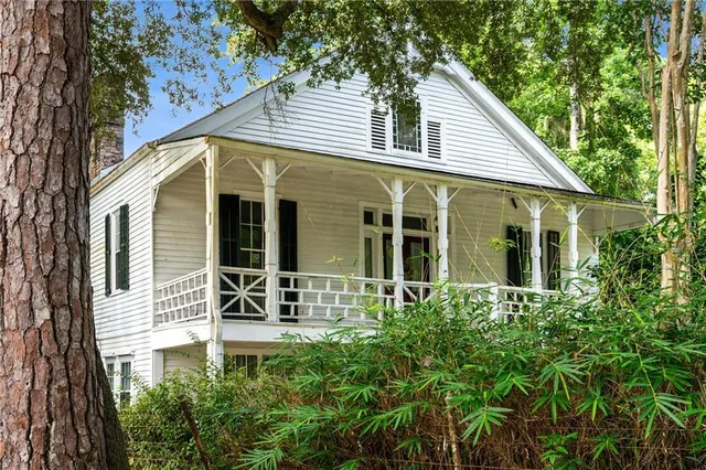 $620,000 | 22128 5th Street, Abita Springs, LA 70420