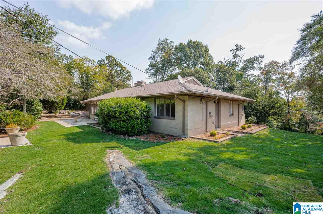 2716 Woodridge Road Birmingham, AL 35223 - Photo 33 of 37