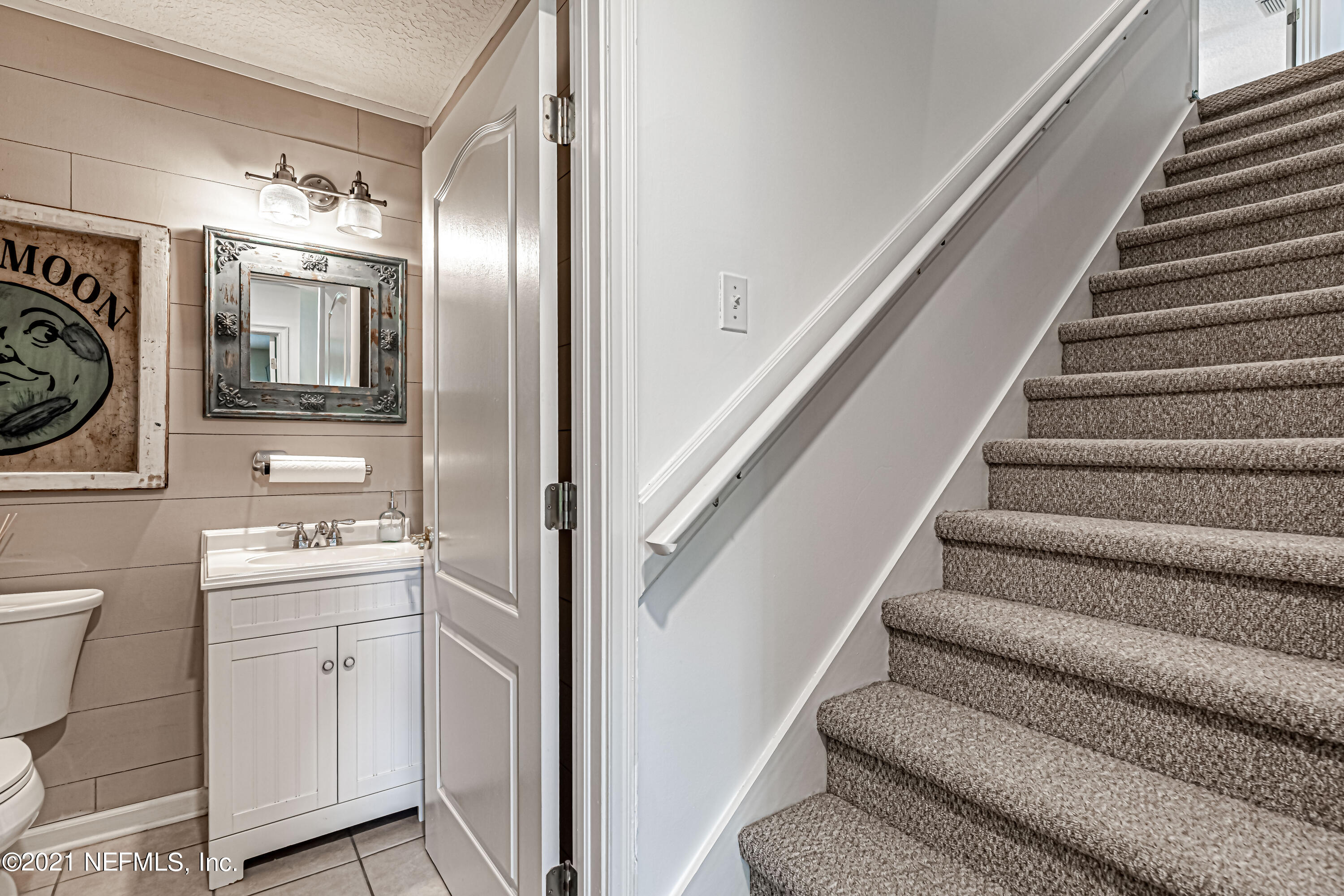 184 Circuit Rider Road Green Cove Springs, FL 32043 - Photo 35 of 58 a view of entryway and hall