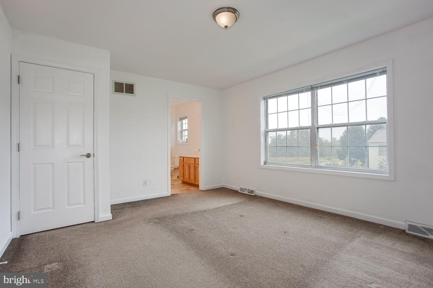 1400 Rosedale Avenue Middletown, PA 17057 - Photo 11 of 27