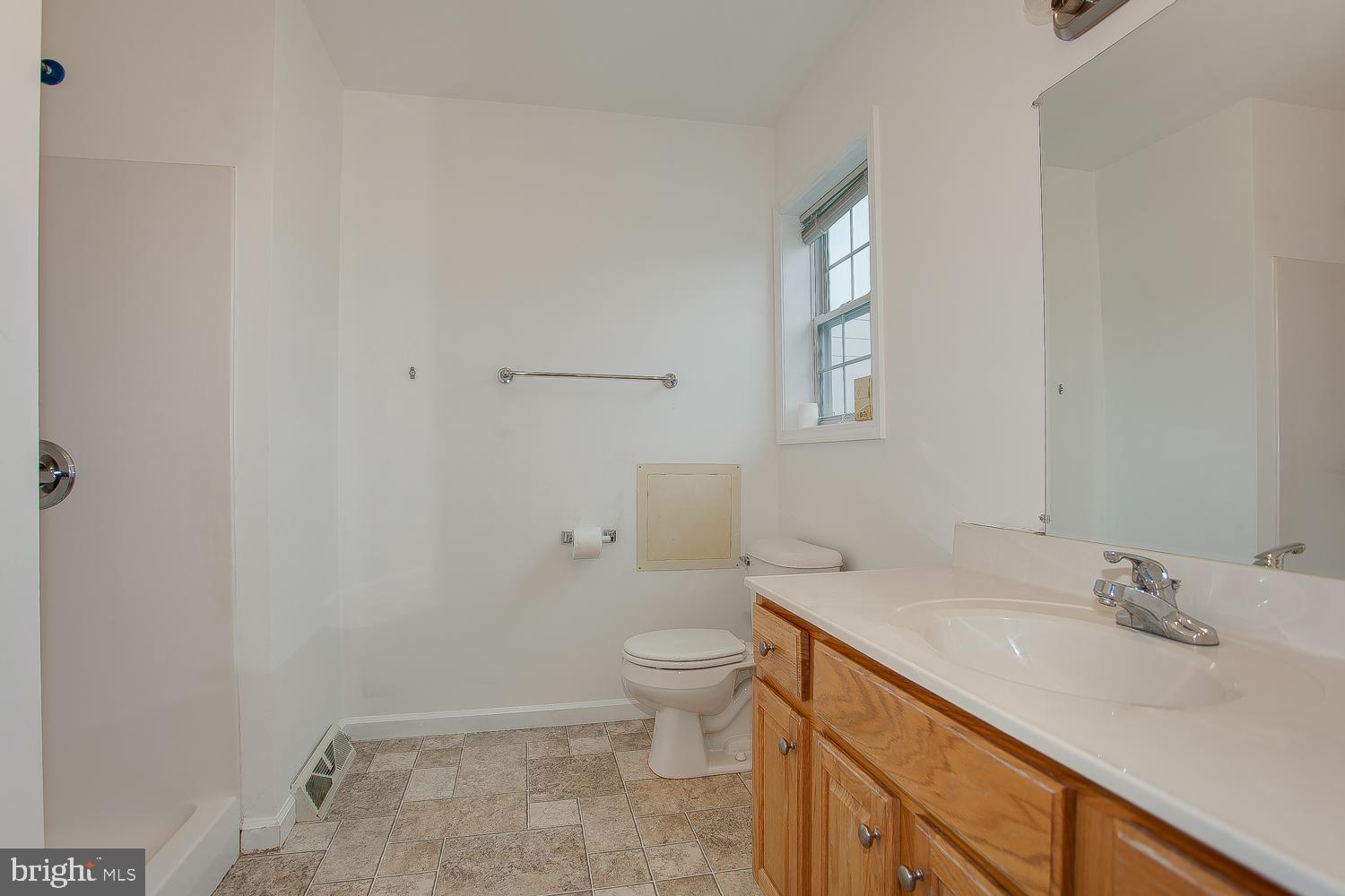 1400 Rosedale Avenue Middletown, PA 17057 - Photo 13 of 27