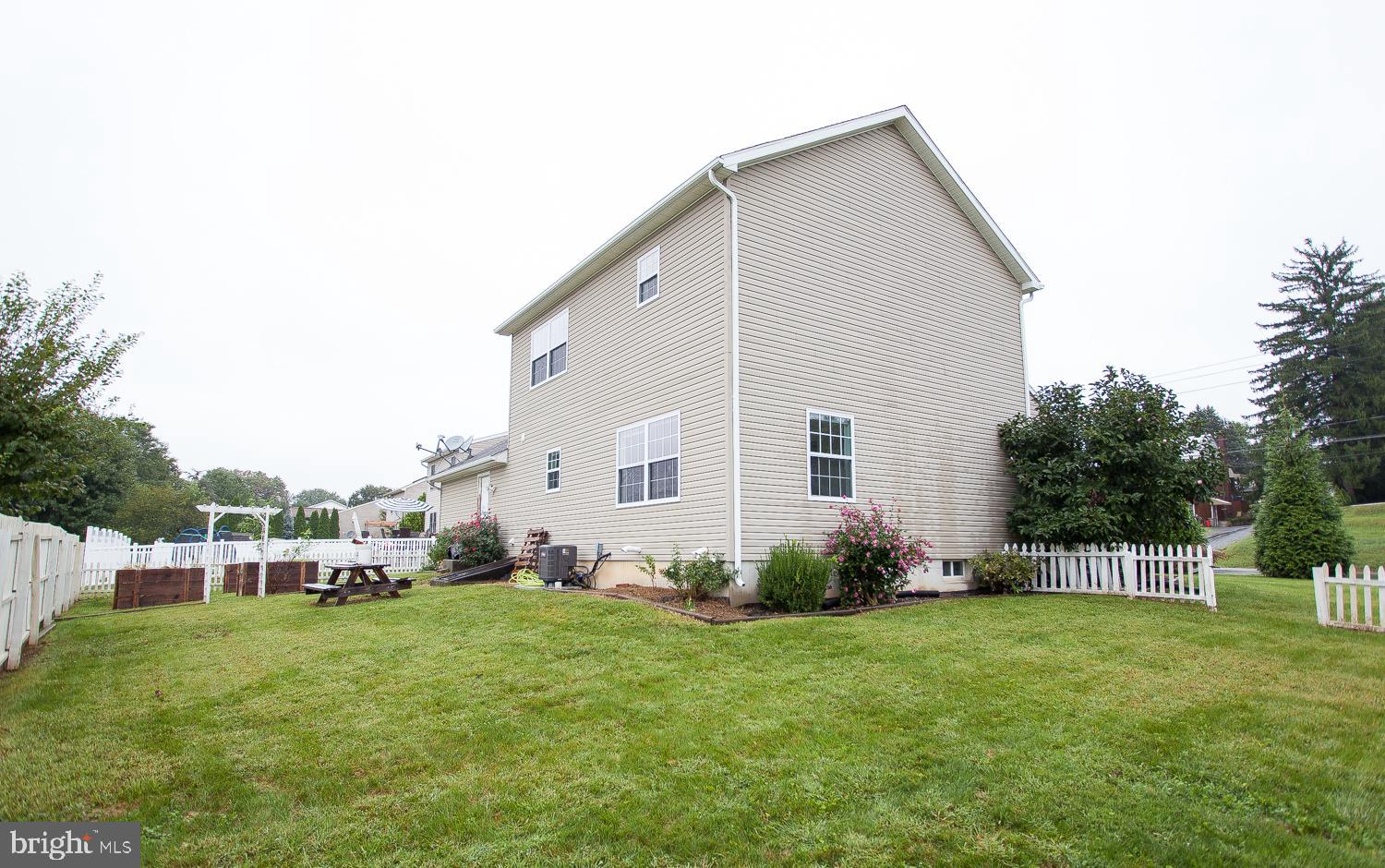 1400 Rosedale Avenue Middletown, PA 17057 - Photo 21 of 27