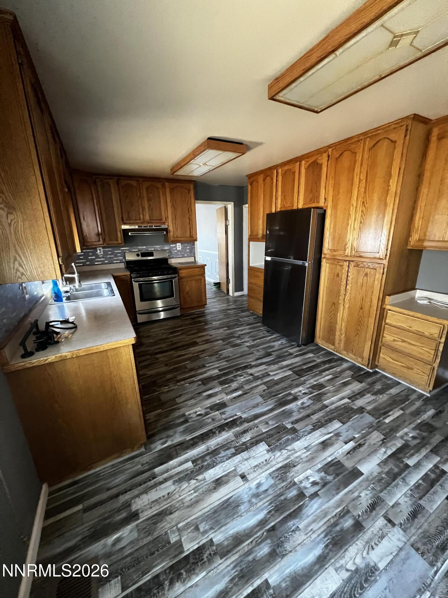 645 Churchill Street Fallon, NV 89406 - Photo 11 of 17 IMG_6604