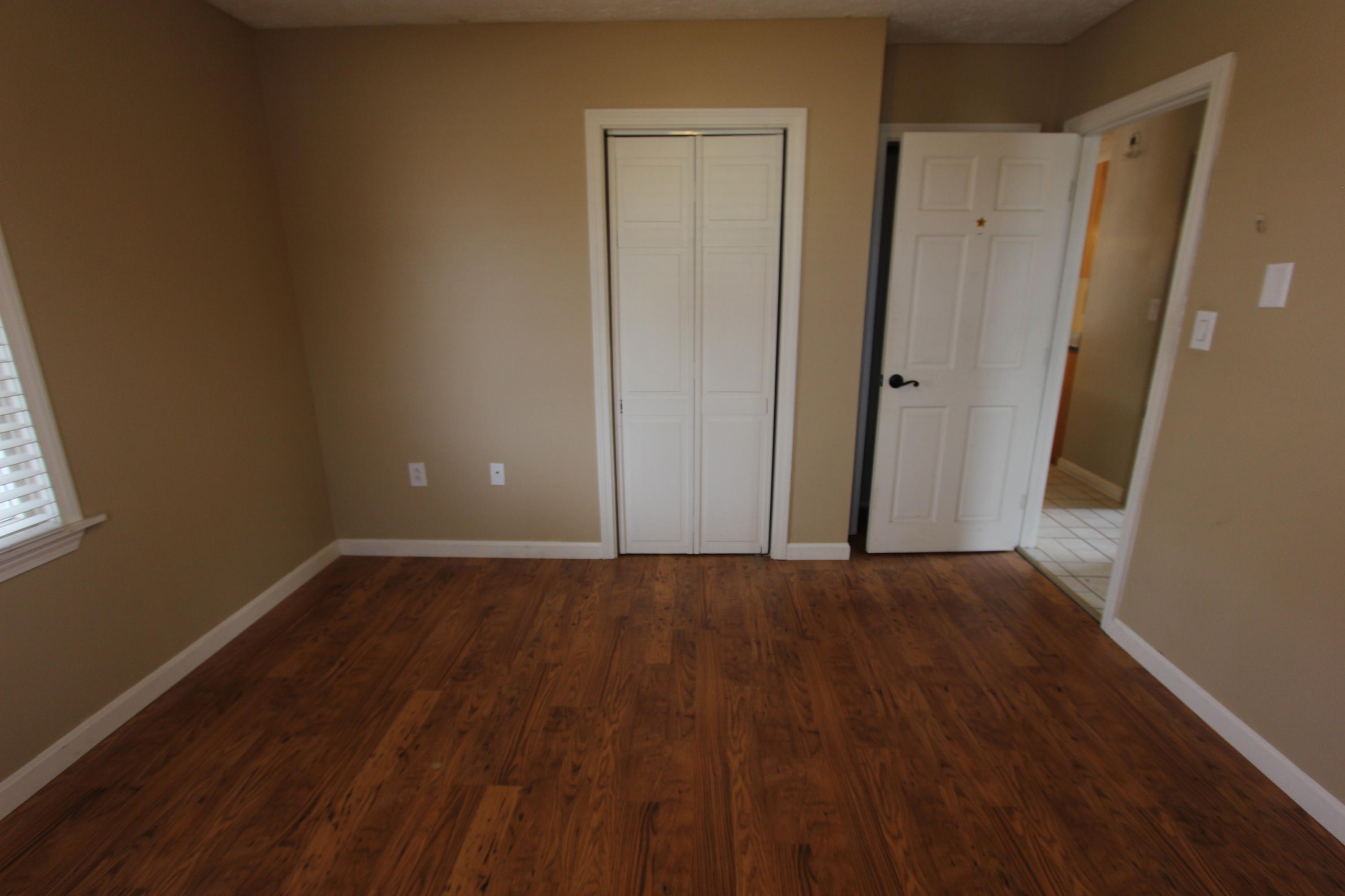 141 Rideout Avenue Lewiston, ME 04240 - Photo 12 of 30 IMG_2118