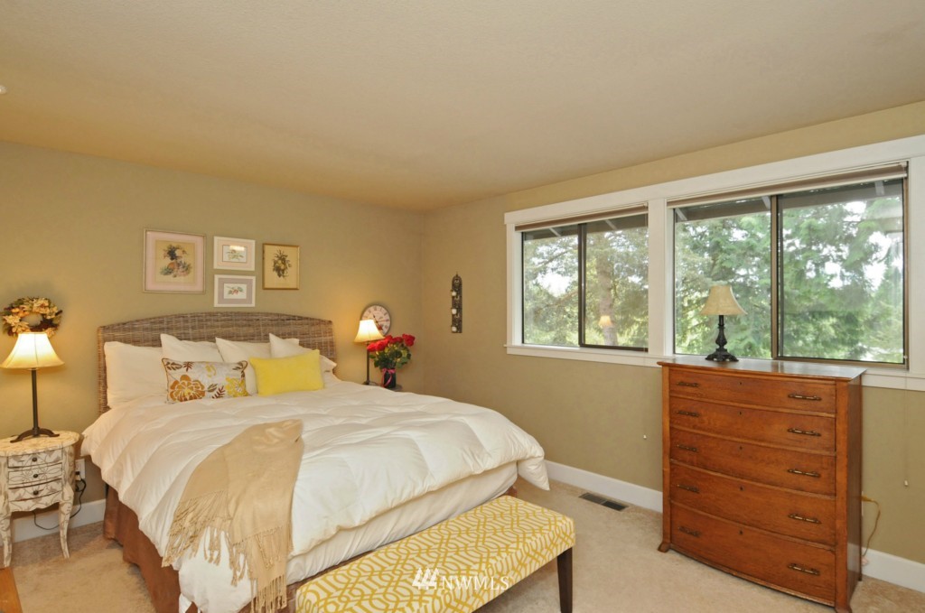 22026 4th Avenue Southeast Bothell, WA 98021 - Photo 14 of 25