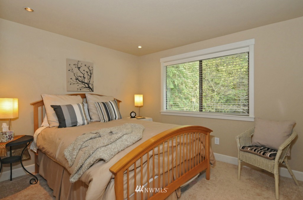 22026 4th Avenue Southeast Bothell, WA 98021 - Photo 15 of 25