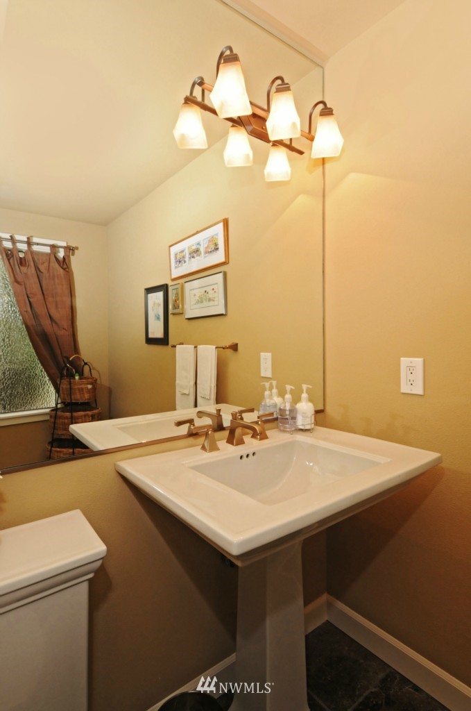 22026 4th Avenue Southeast Bothell, WA 98021 - Photo 17 of 25