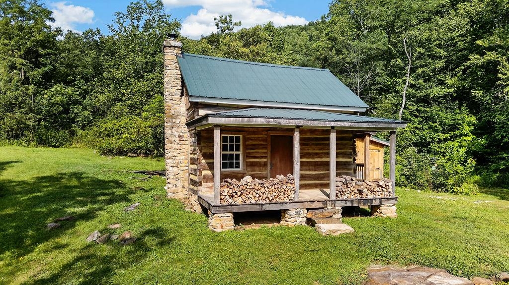 47 Rooster Ridge Road Roseland, VA 22967 - Photo 3 of 33 Gallery Image 3