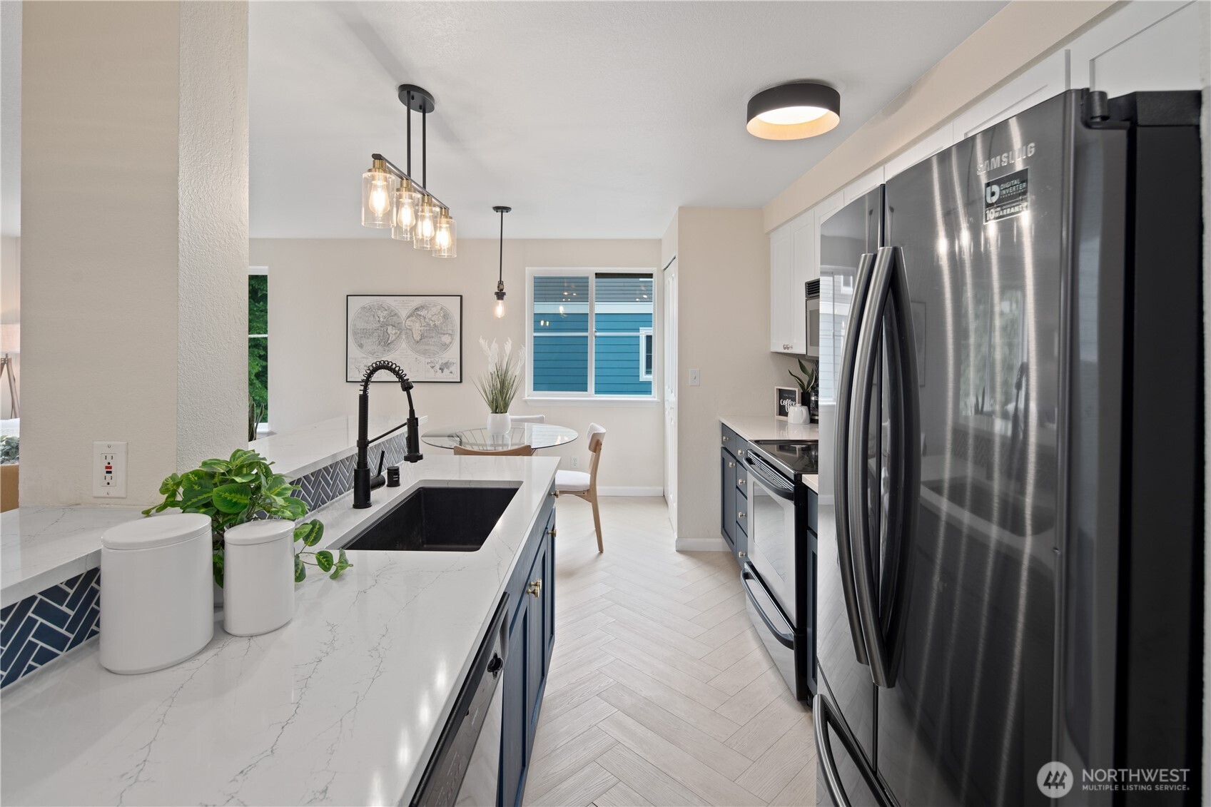 300 10th Avenue, Unit A302 Seattle, WA 98122 - Photo 11 of 27