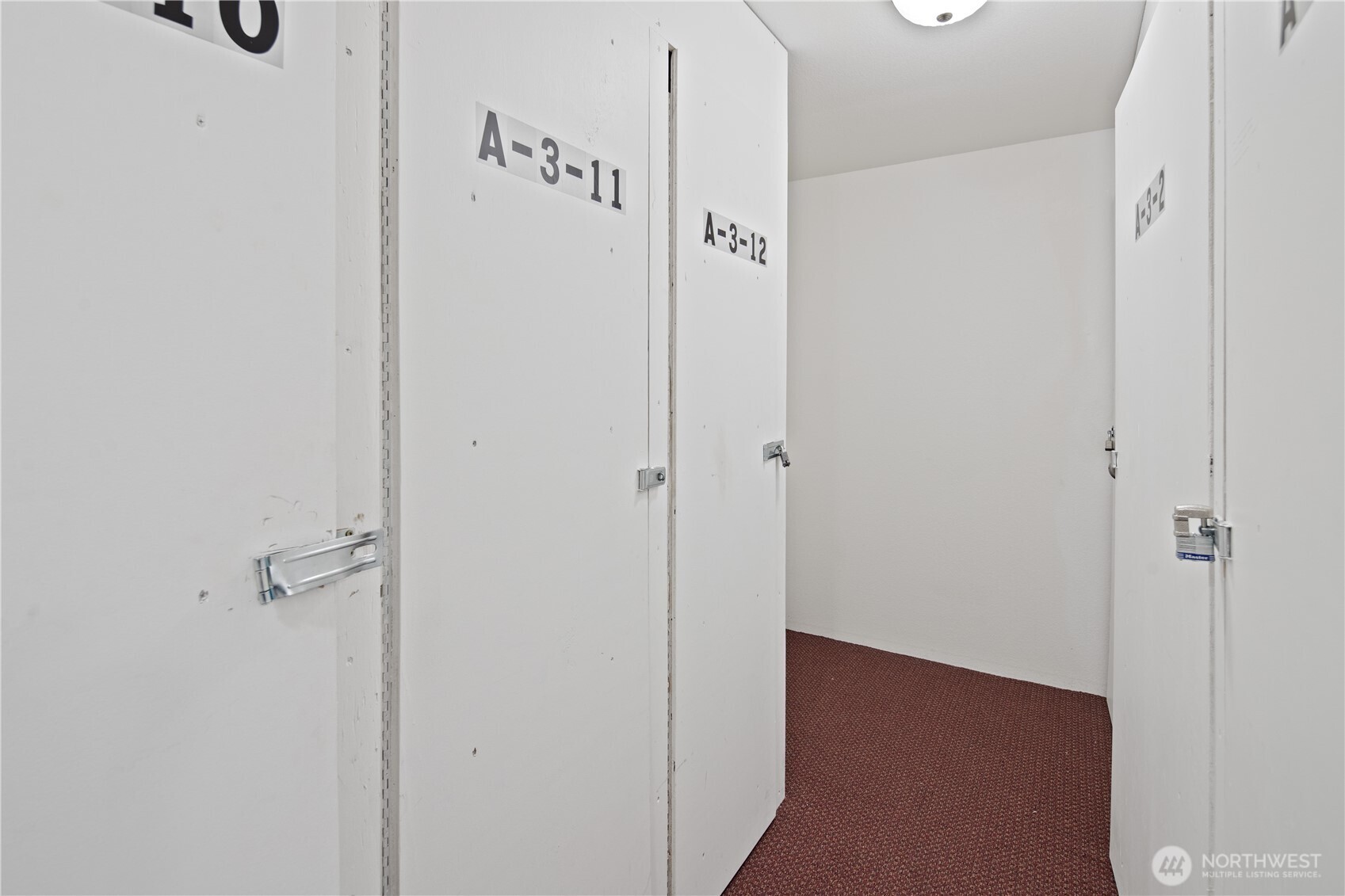 300 10th Avenue, Unit A302 Seattle, WA 98122 - Photo 19 of 27 a view of bathroom