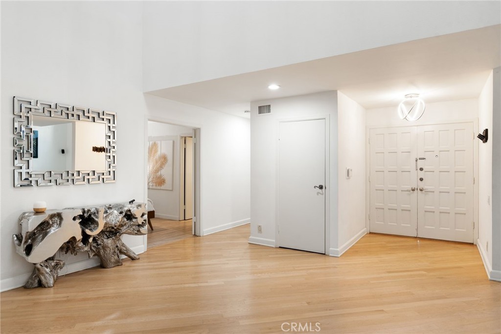 1447 North Kings Road West Hollywood, CA 90069 - Photo 3 of 40 a view of a livingroom with walk in closet