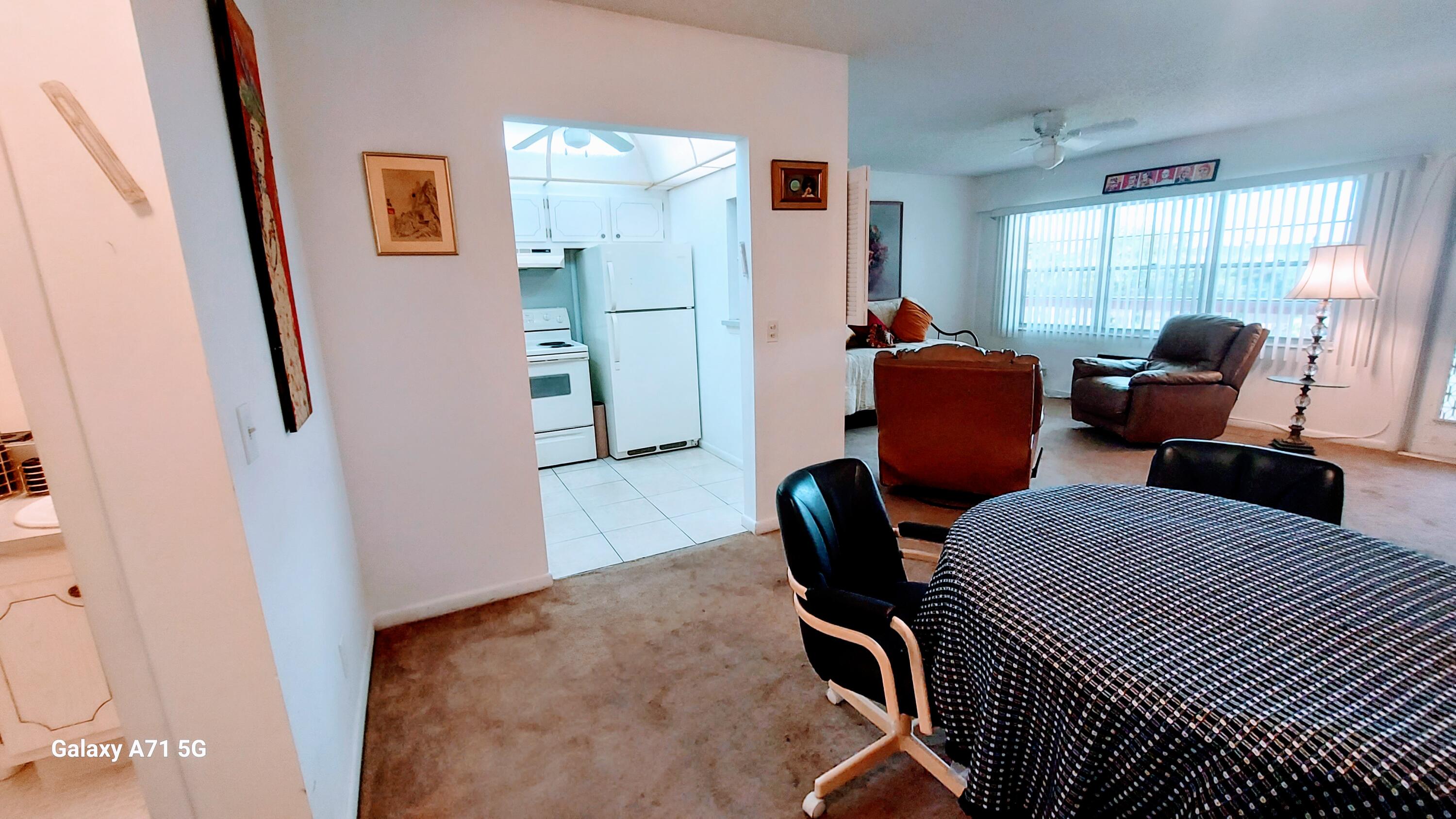 160 Preston F, Unit 160 Boca Raton, FL 33434 - Photo 6 of 31 20240909_134117~2