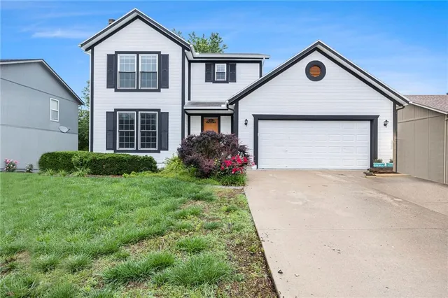 $329,999 | 417 North Locust Street, Gardner, KS 66030