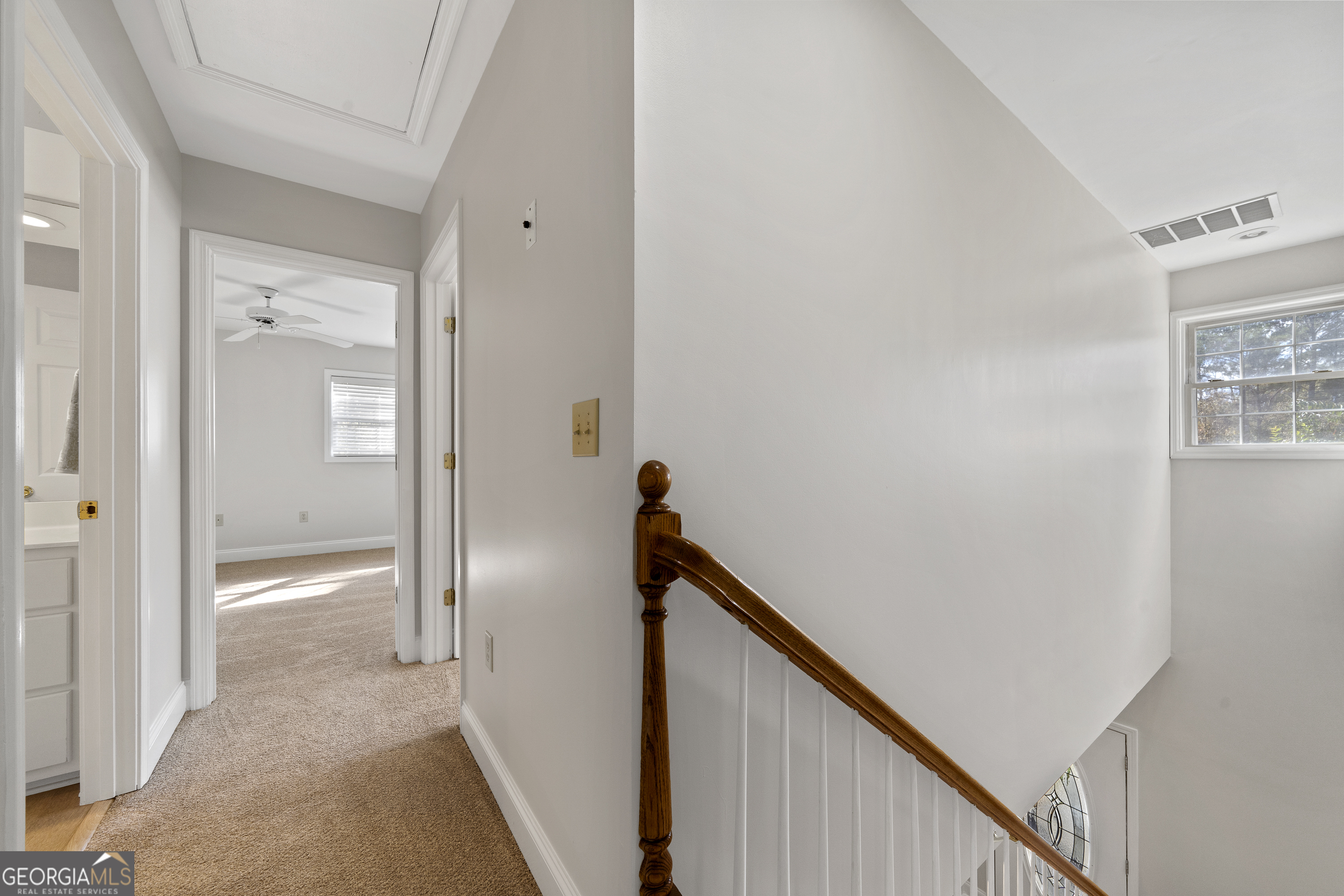 1050 Sugar Creek Church Road Madison, GA 30650 - Photo 34 of 60 a view of a hallway