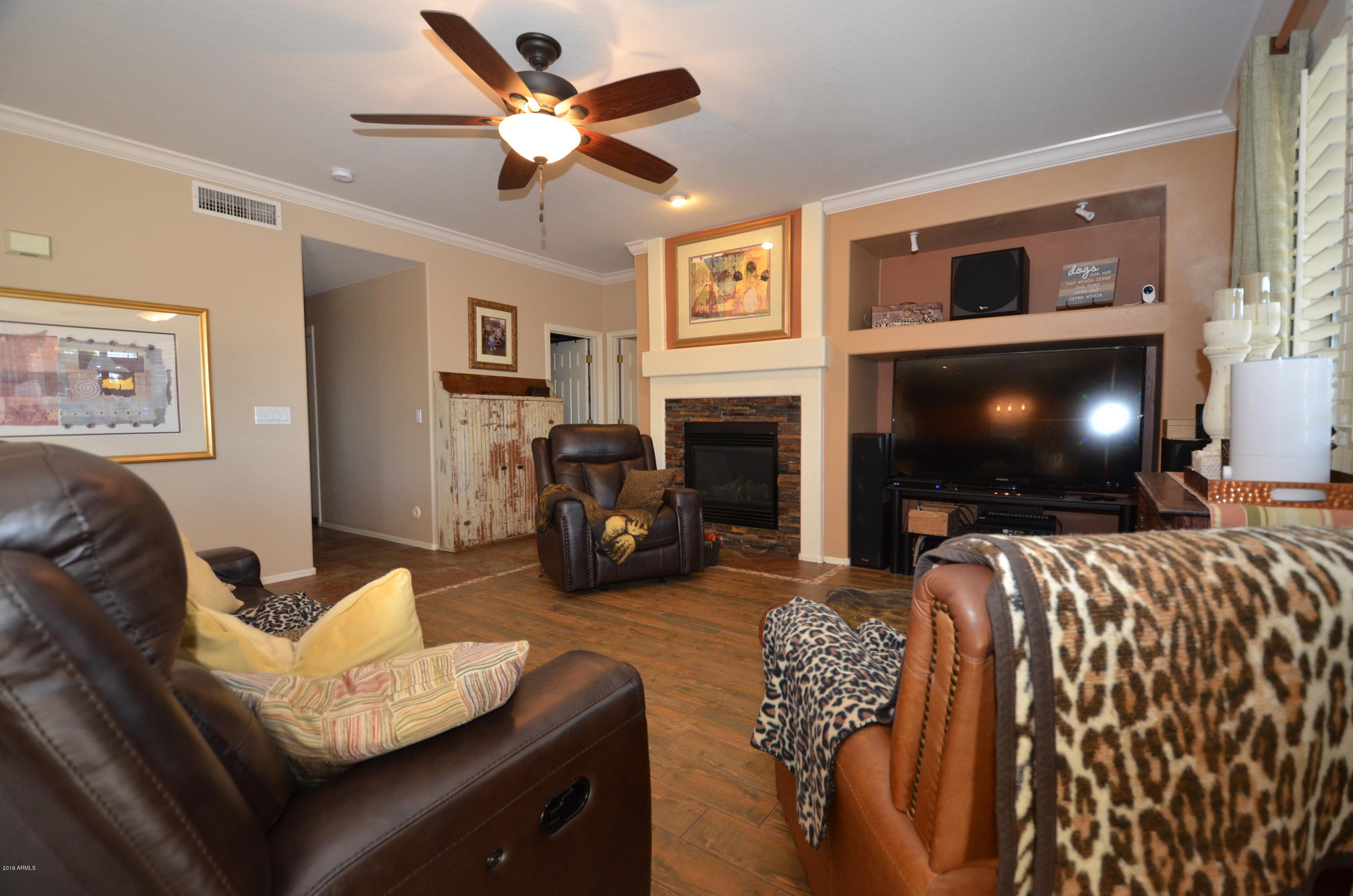 4427 East Decatur Street Mesa, AZ 85205 - Photo 5 of 13 DSC_4053