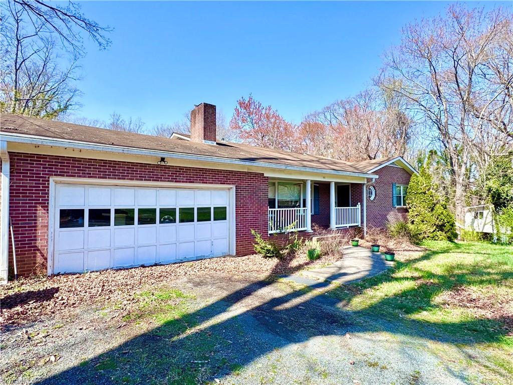 160 Motor Road Winston-Salem, NC 27105 - Photo 5 of 29