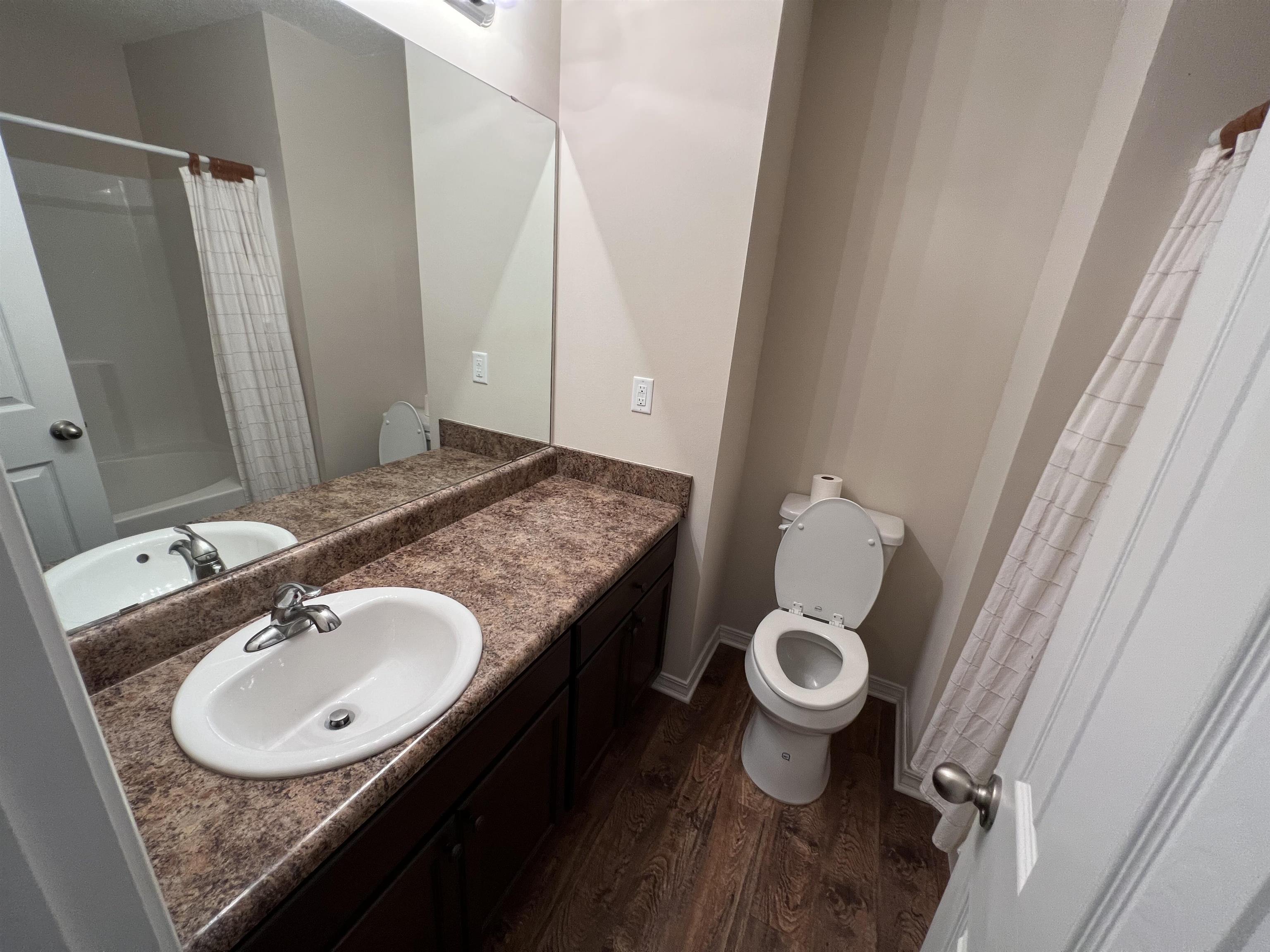 208 Cobb Court Bay Minette, AL 36507 - Photo 17 of 25 Master Bathroom