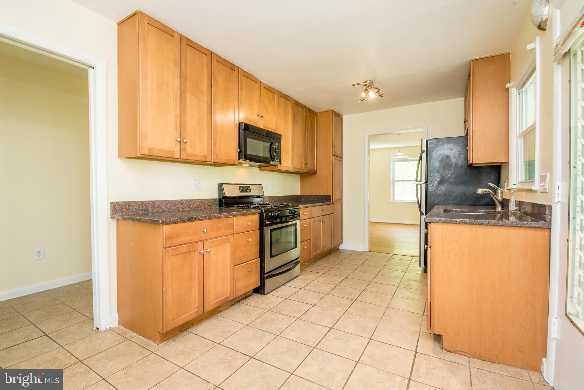 109 Randolph Road Silver Spring, MD 20904 - Photo 11 of 36 Gallery Image 11