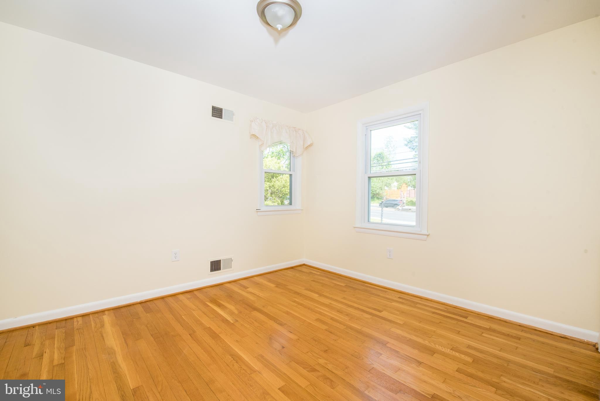 109 Randolph Road Silver Spring, MD 20904 - Photo 20 of 36 Gallery Image 20