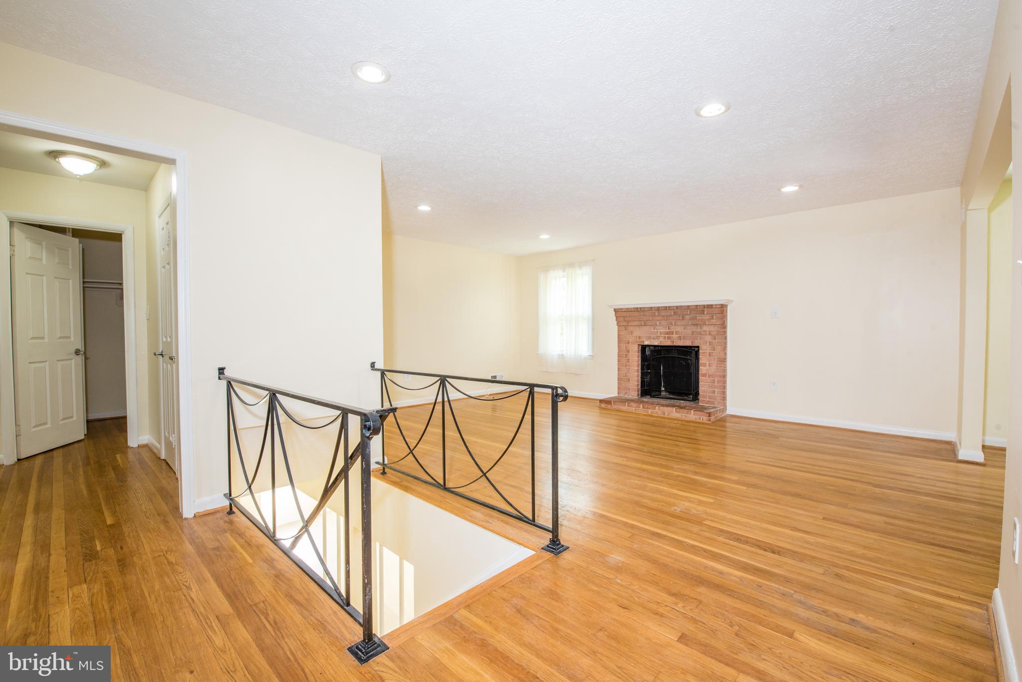 109 Randolph Road Silver Spring, MD 20904 - Photo 6 of 36 Gallery Image 6