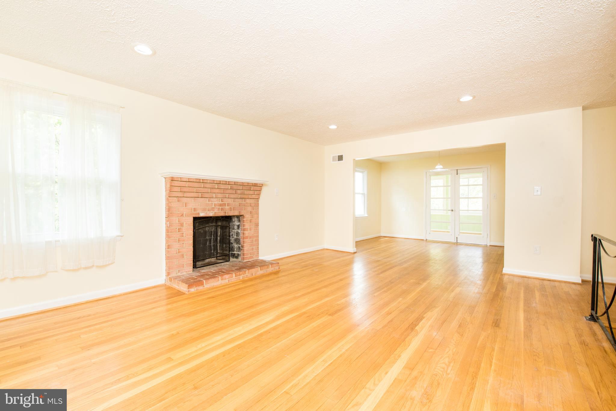 109 Randolph Road Silver Spring, MD 20904 - Photo 8 of 36 Gallery Image 8