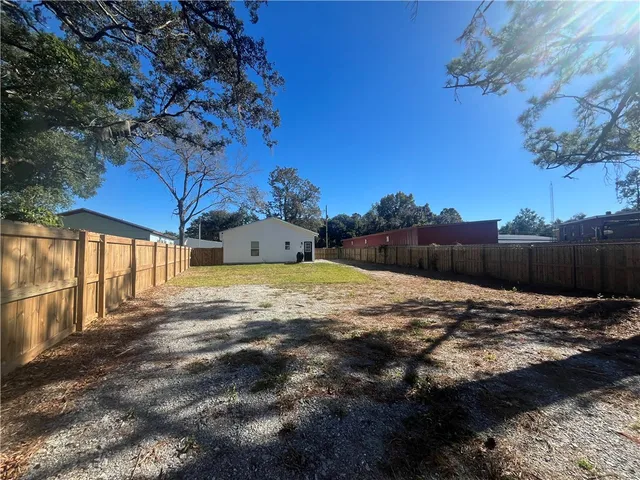 $248,900 | 1005 Elbert Street, Darien, GA 31305