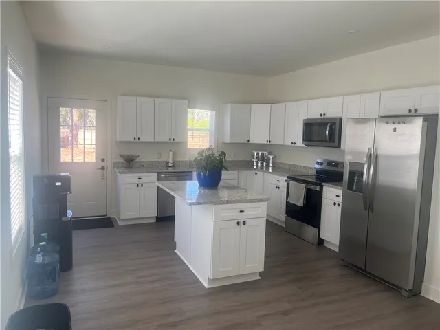 $248,900 | 1005 Elbert Street, Darien, GA 31305