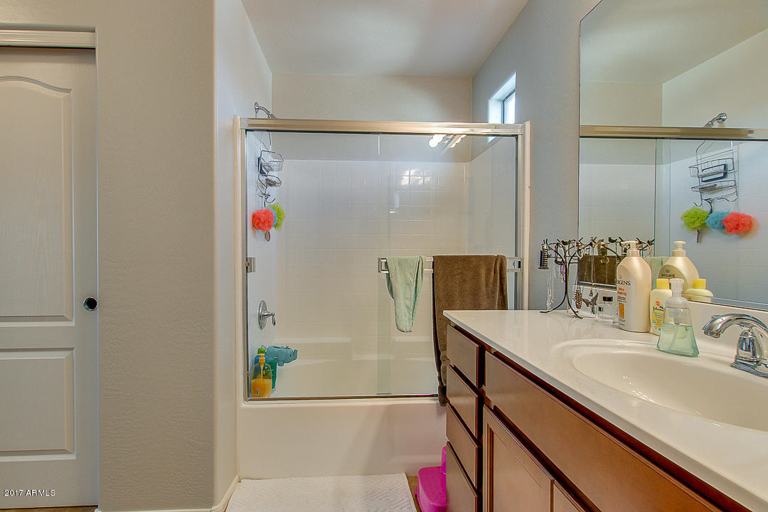 2126 South Seton Avenue Gilbert, AZ 85295 - Photo 14 of 26 34-Seton