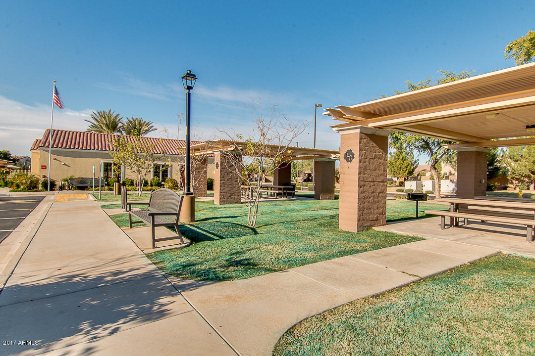 2126 South Seton Avenue Gilbert, AZ 85295 - Photo 22 of 26 63-Seton