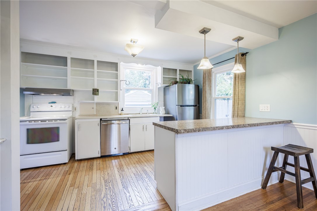 18 Centre Terrace Irondequoit, NY 14617 - Photo 13 of 45