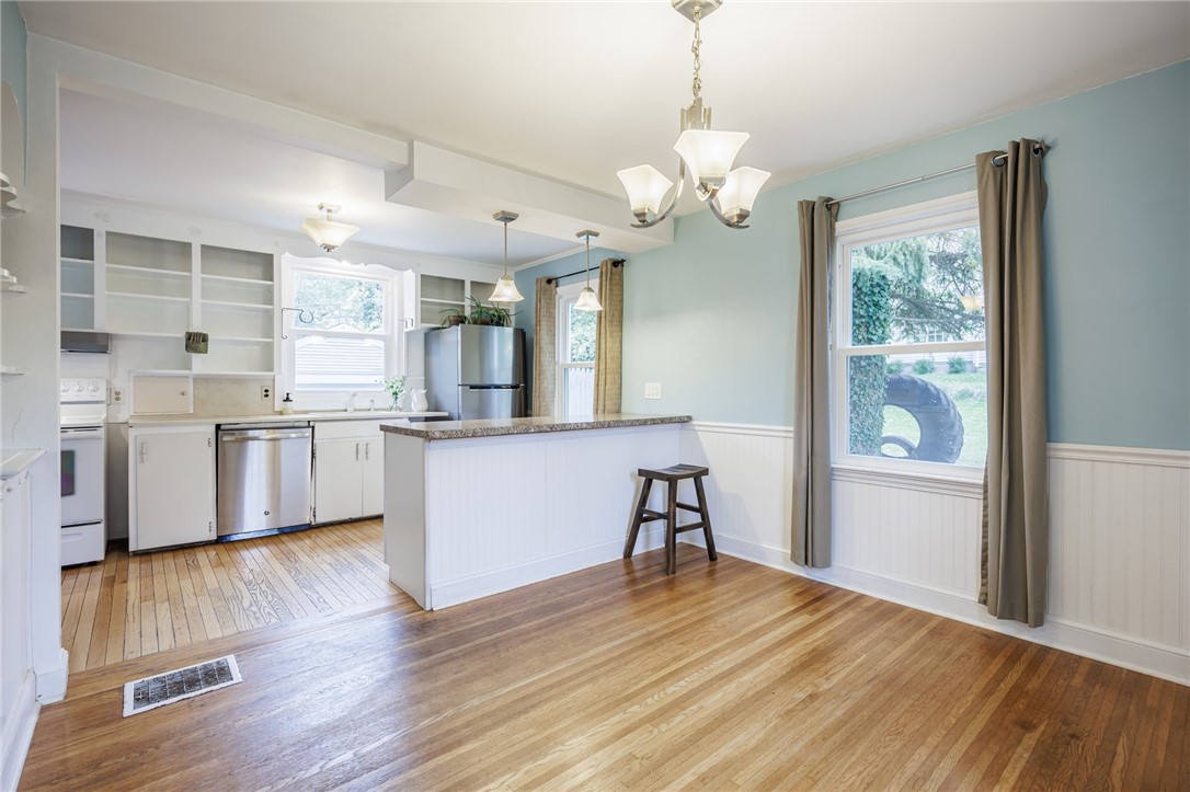 18 Centre Terrace Irondequoit, NY 14617 - Photo 14 of 45