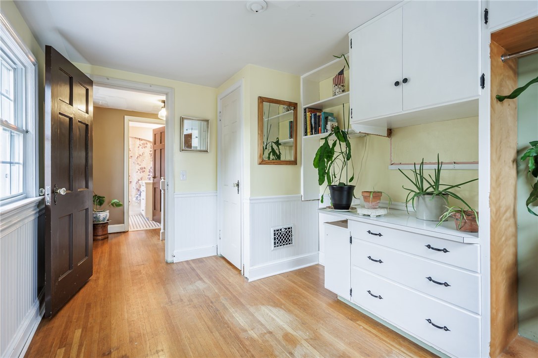 18 Centre Terrace Irondequoit, NY 14617 - Photo 26 of 45