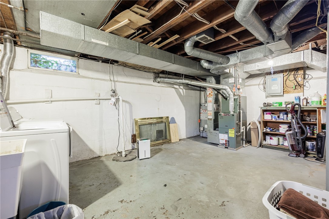 18 Centre Terrace Irondequoit, NY 14617 - Photo 37 of 45