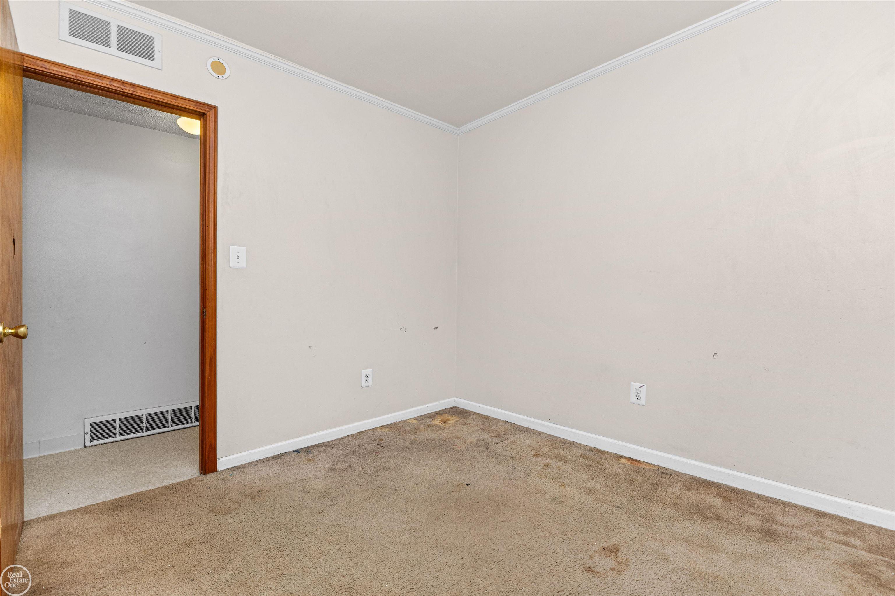 6793 Prospect Avenue Warren, MI 48091 - Photo 26 of 39
