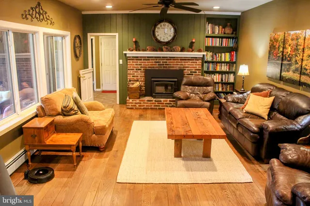 $999,999 | 1221 Creek Road, Furlong, PA 18925