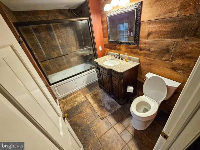 $999,999 | 1221 Creek Road, Furlong, PA 18925