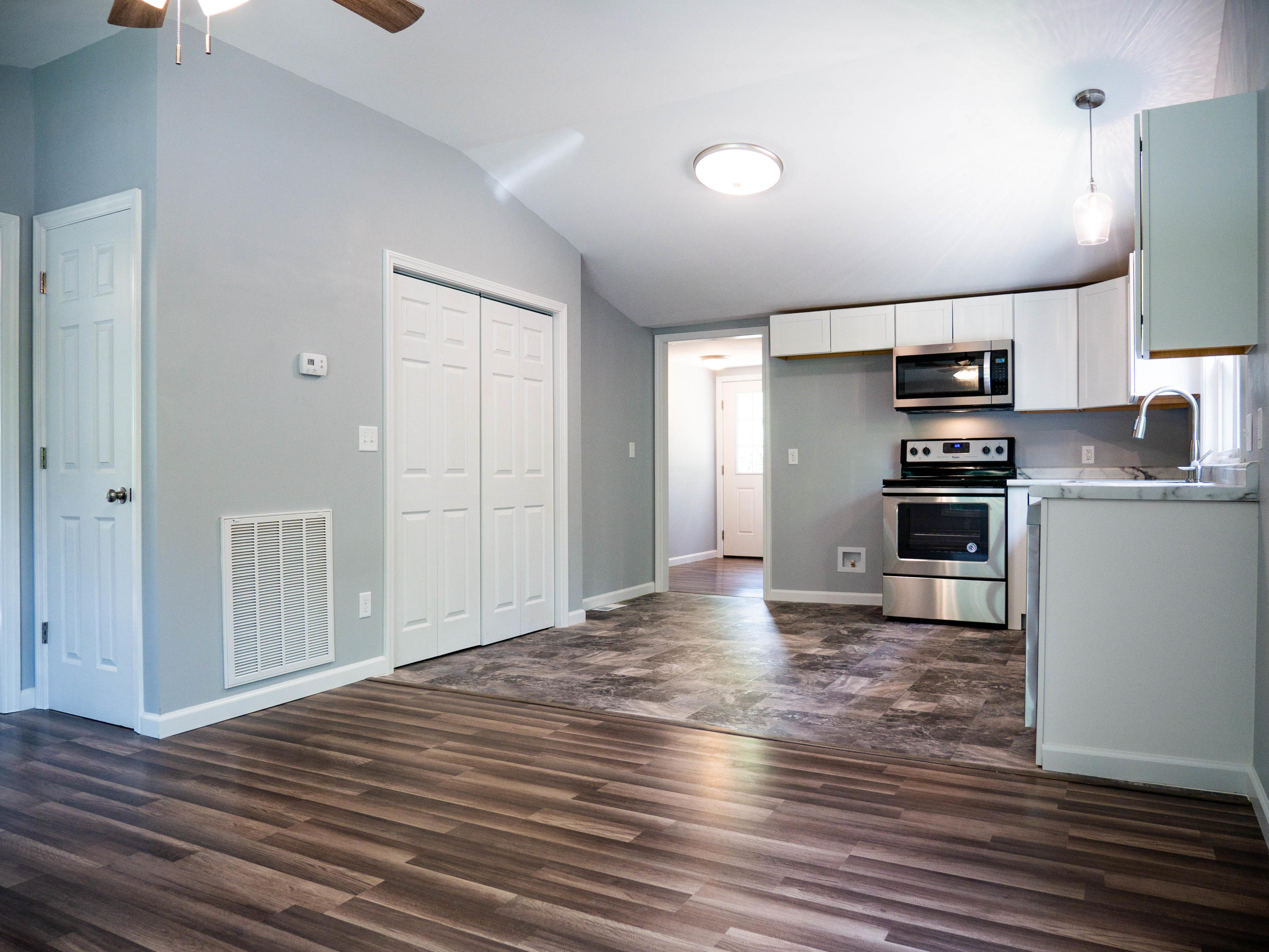 608 Cedar Valley Road Sweetwater, TN 37874 - Photo 4 of 11 P1070195