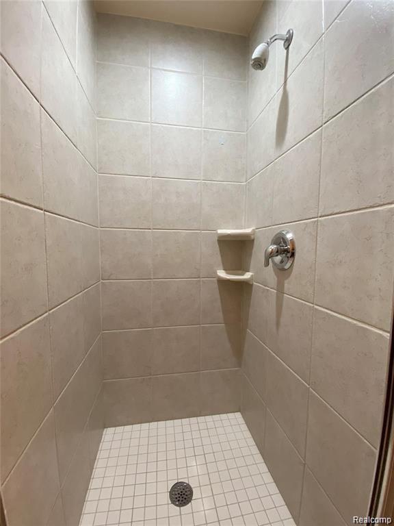 341 Village Way South Canton, MI 48188 - Photo 20 of 34
