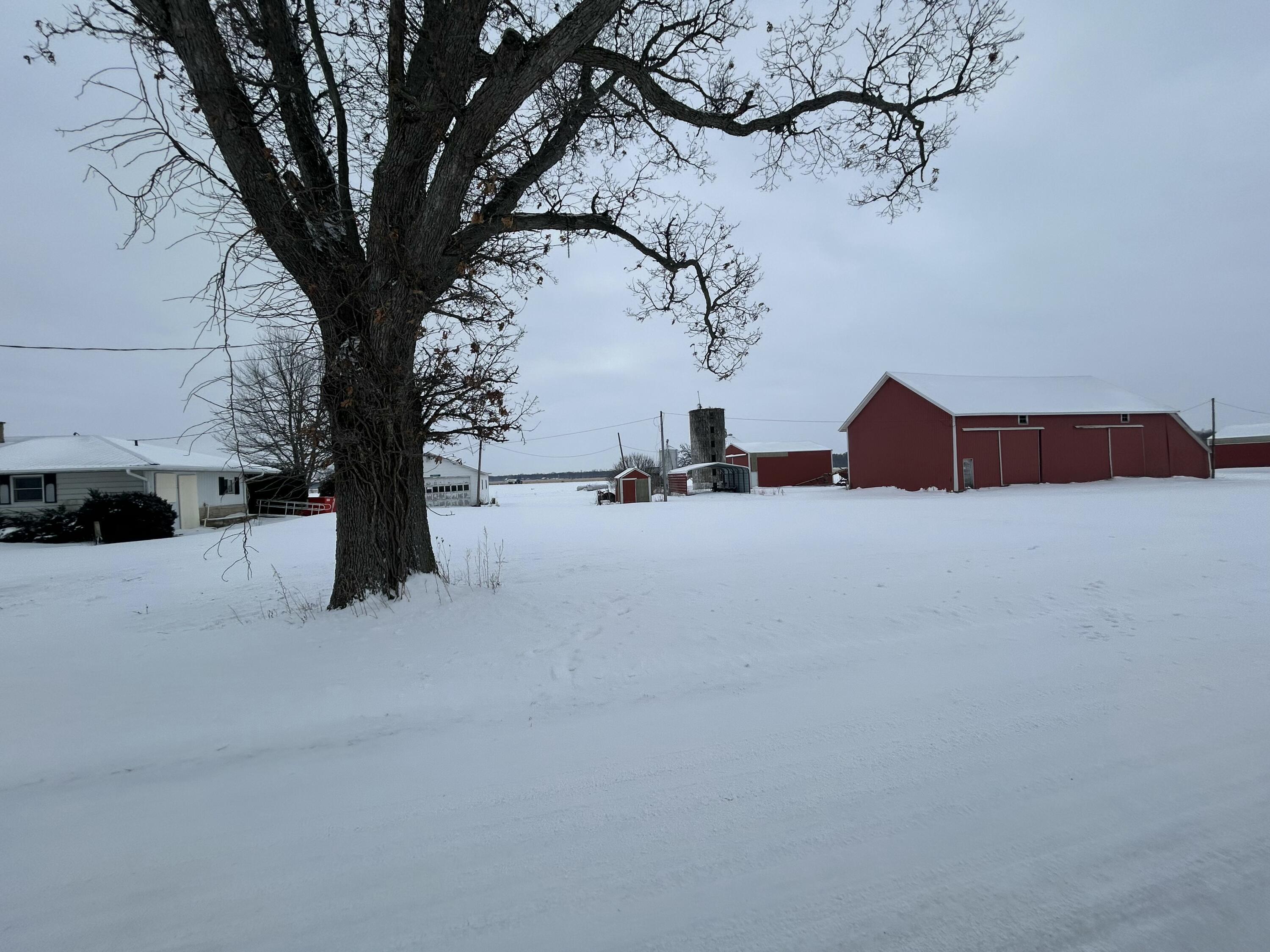 2416 Aldrich Road Tekonsha, MI 49092 - Photo 3 of 7 IMG_3099