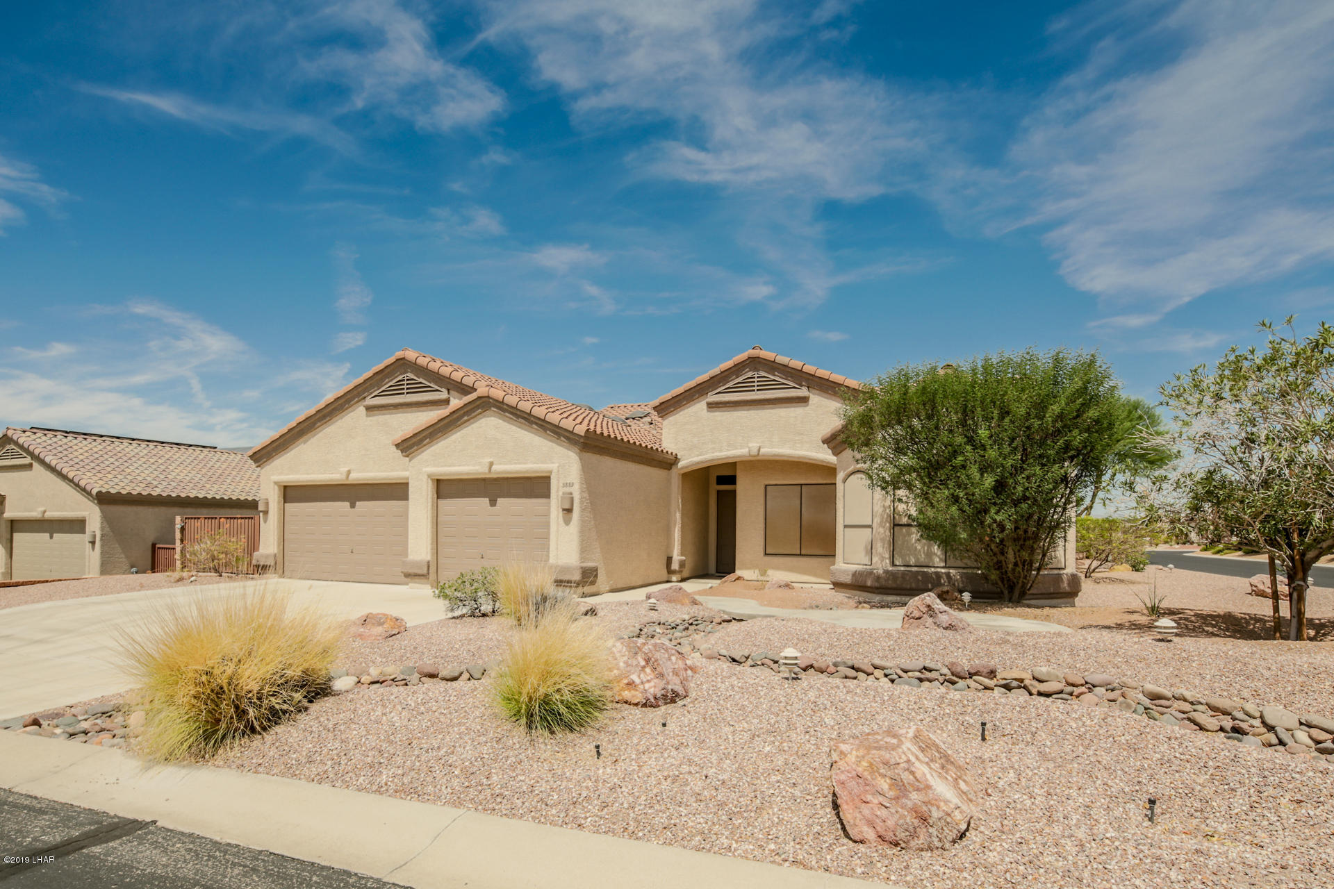 3889 Nottinghill Road Lake Havasu City, AZ 86404 - Photo 14 of 75 Angle of home from corner.