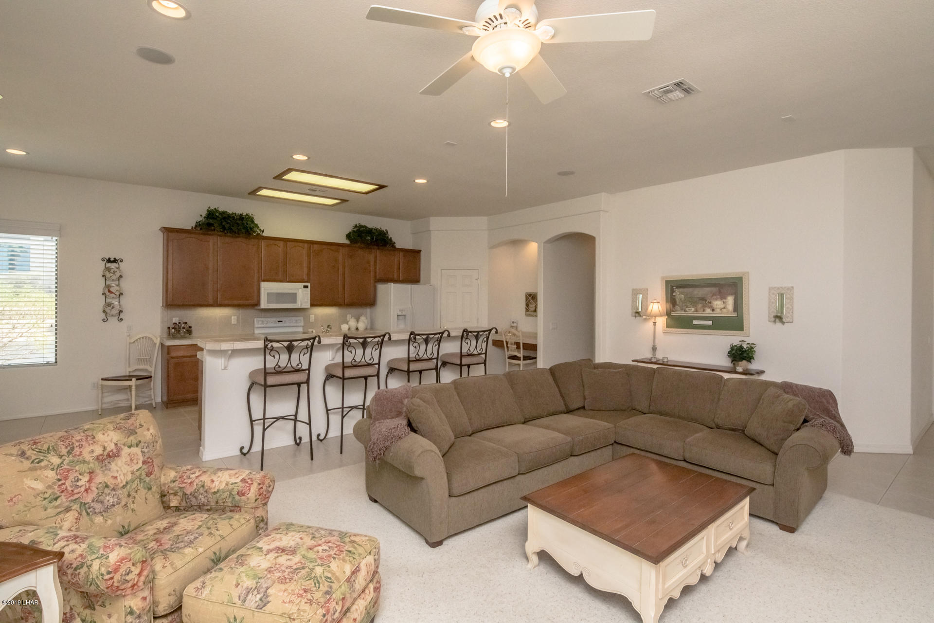 3889 Nottinghill Road Lake Havasu City, AZ 86404 - Photo 22 of 75 Mrs Clean lives here!!