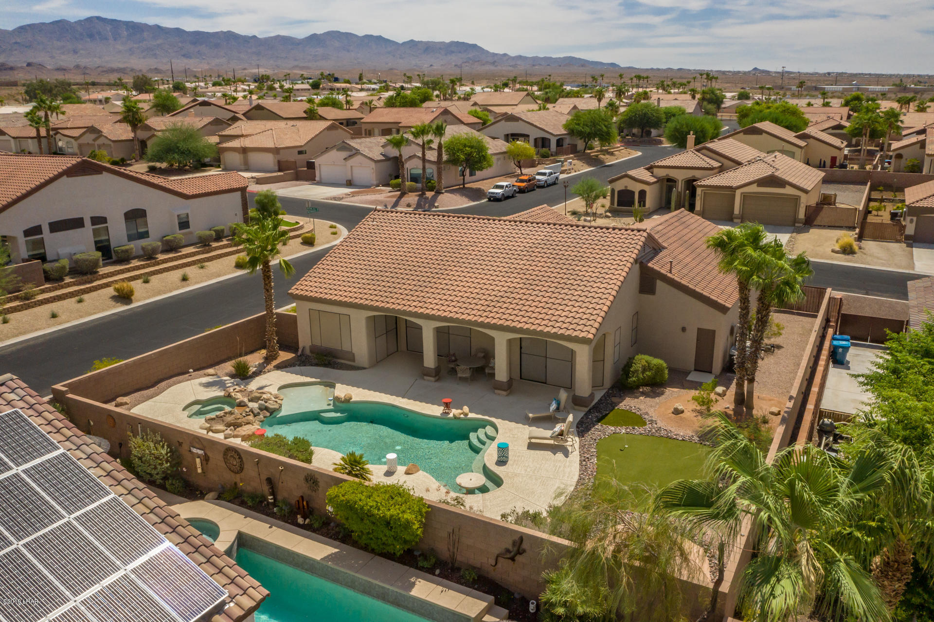 3889 Nottinghill Road Lake Havasu City, AZ 86404 - Photo 59 of 75 Childrens dream back yard.