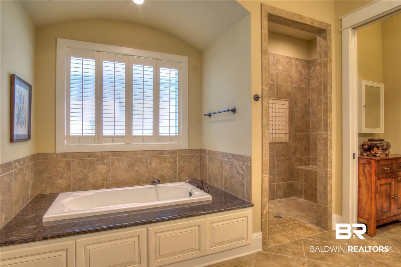 36 Viale Bellezza Fairhope, AL 36532 - Photo 19 of 29 Garden Tub