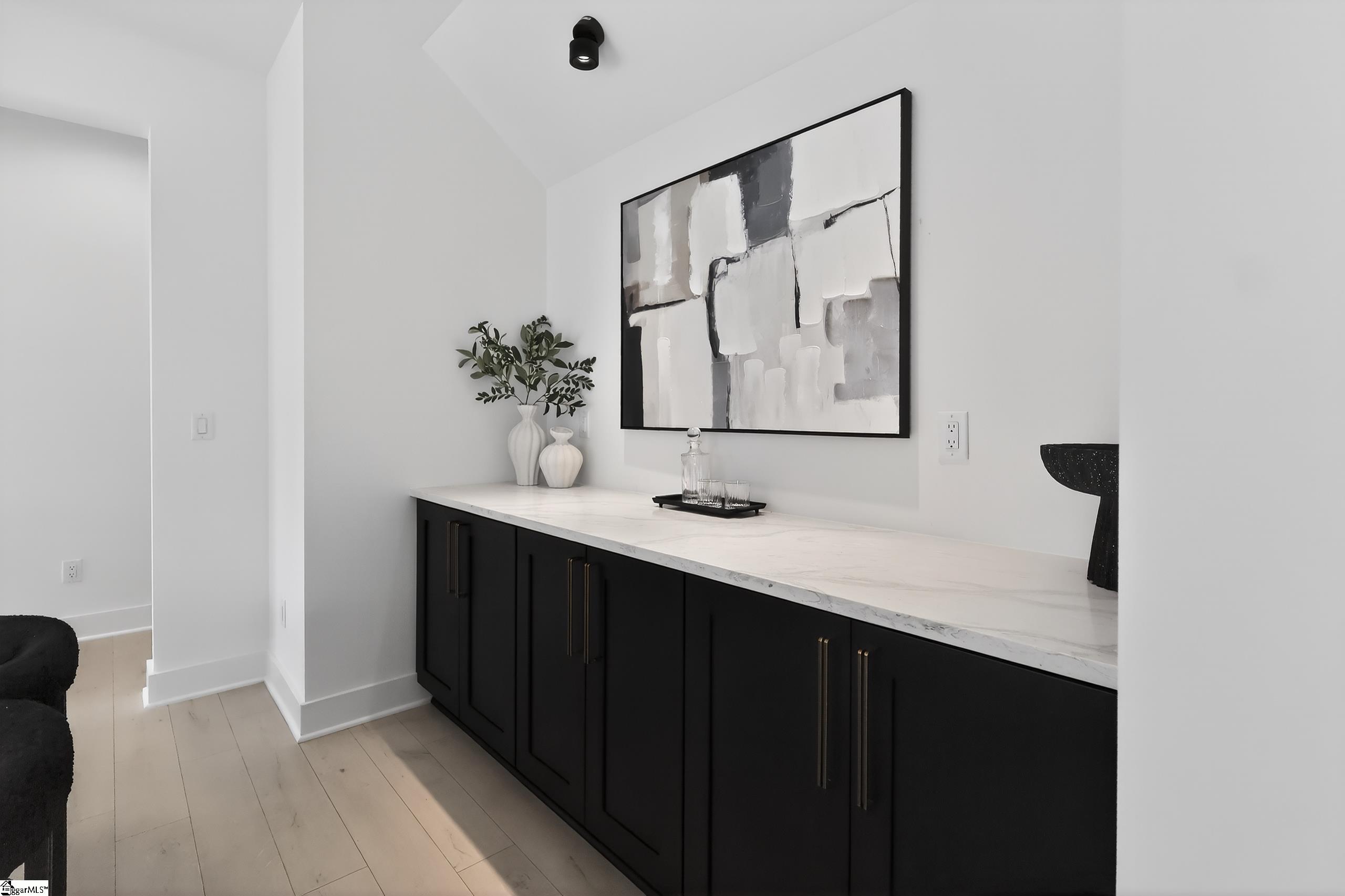 108 Old Augusta Road Greenville, SC 29605 - Photo 11 of 28