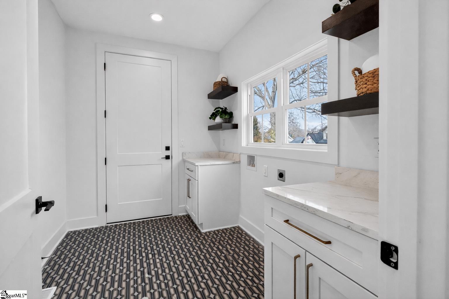 108 Old Augusta Road Greenville, SC 29605 - Photo 17 of 28