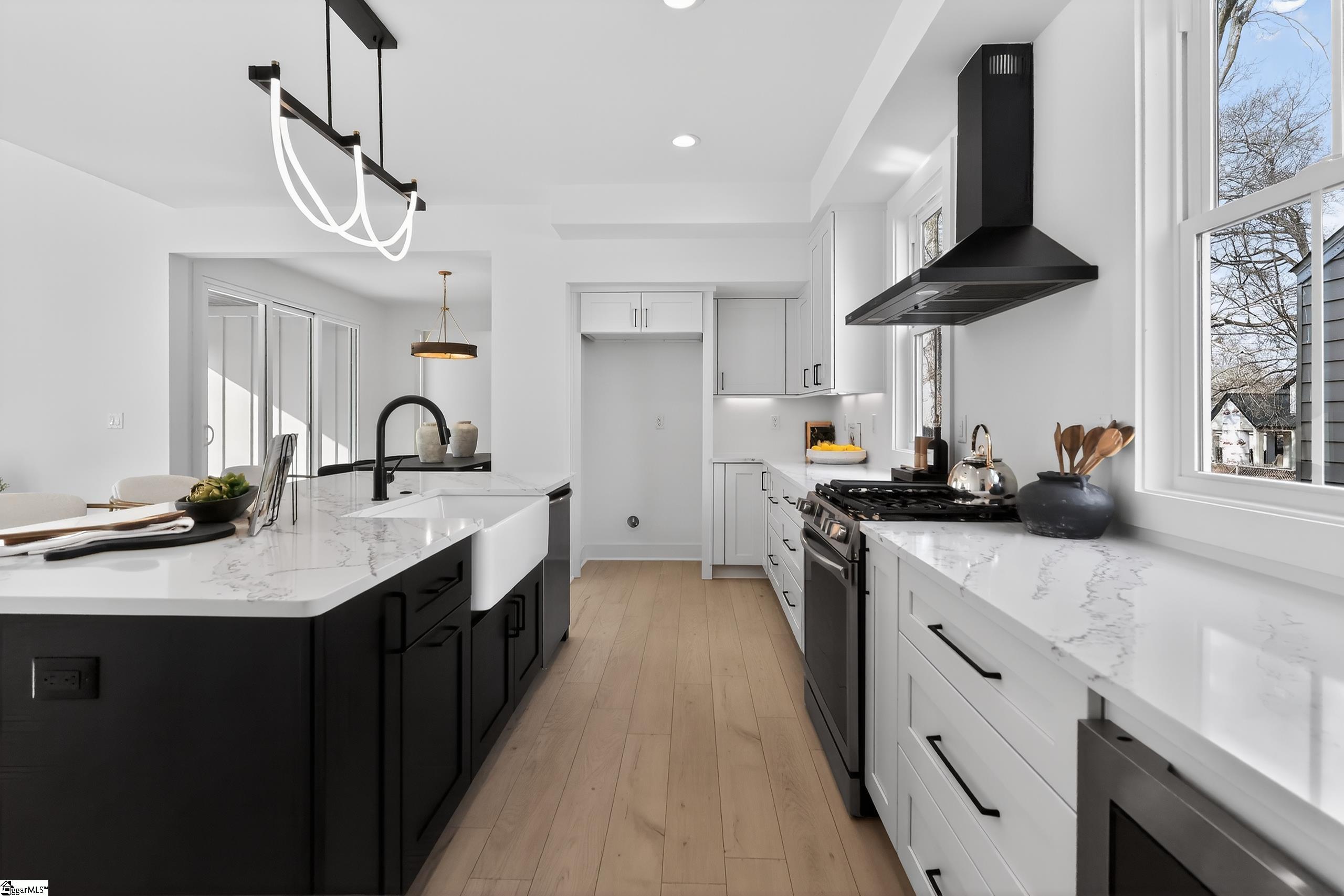 108 Old Augusta Road Greenville, SC 29605 - Photo 7 of 28