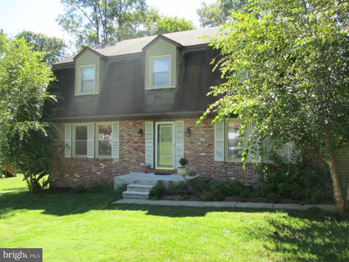 9745 Hillsmere Road Ellicott City, MD 21042 - Photo 22 of 28 Exterior (Front)
