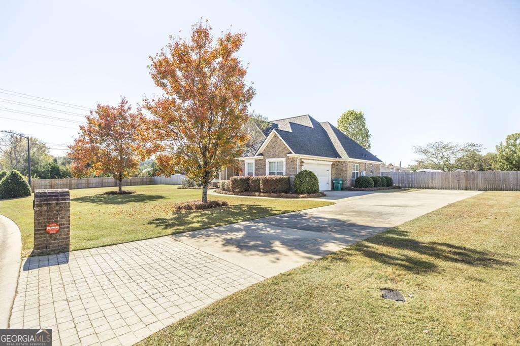 35 Falcon Crest Way Byron, GA 31008 - Photo 3 of 46