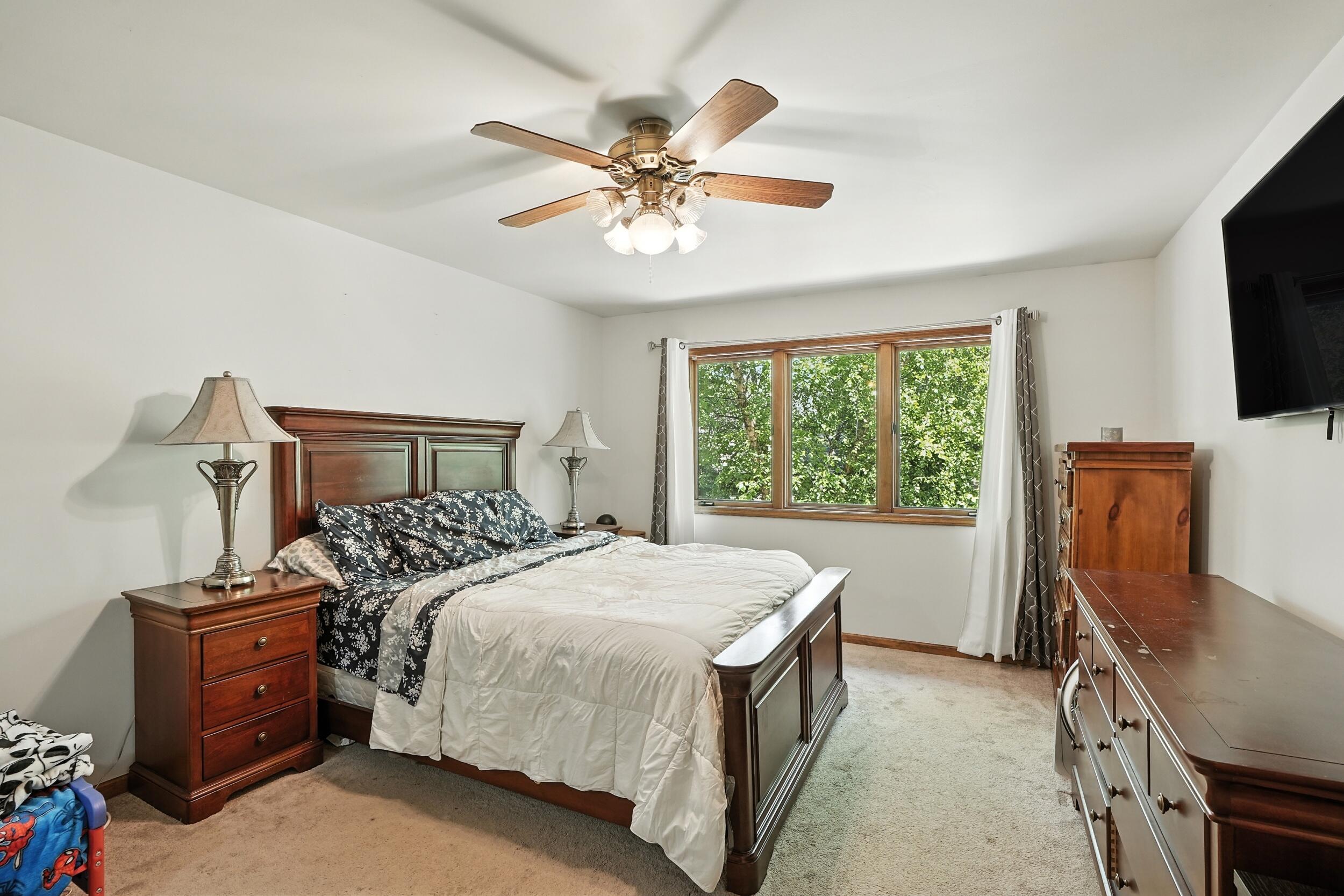 622 Brookside Drive Crown Point, IN 46307 - Photo 13 of 21 2500x1667