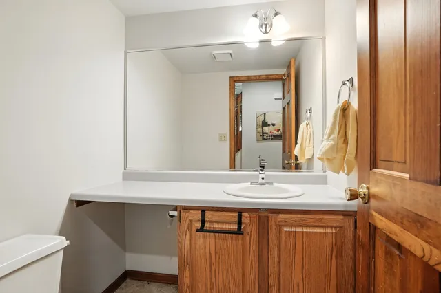 $349,900 | 622 Brookside Drive, Crown Point, IN 46307